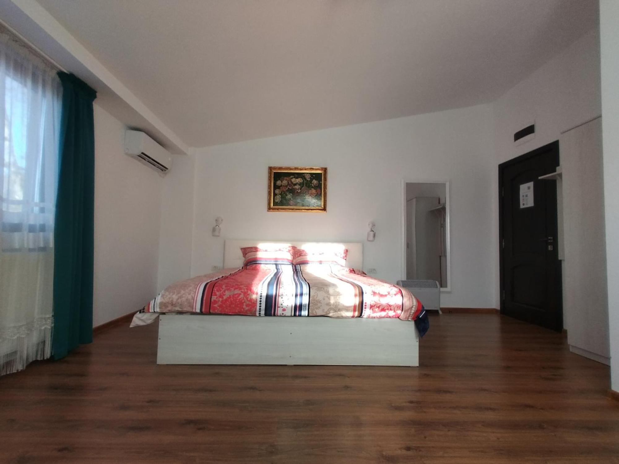 La Amy Apartment Pangarati ภายนอก รูปภาพ